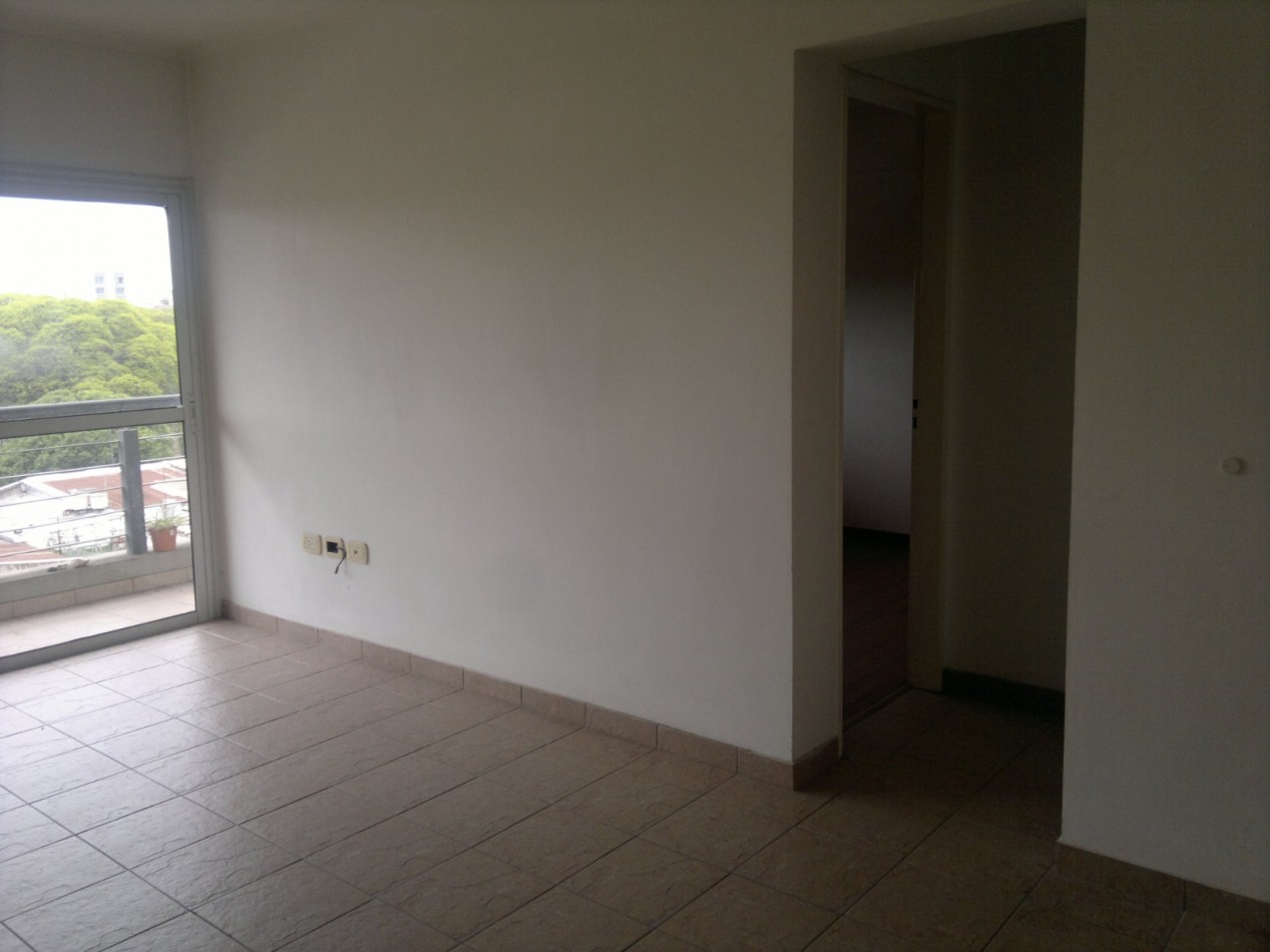 DEPARTAMENTO EN VENTA 1 DORM CON COCHERA Y BAULERA ZONA UNIVERSIDADES